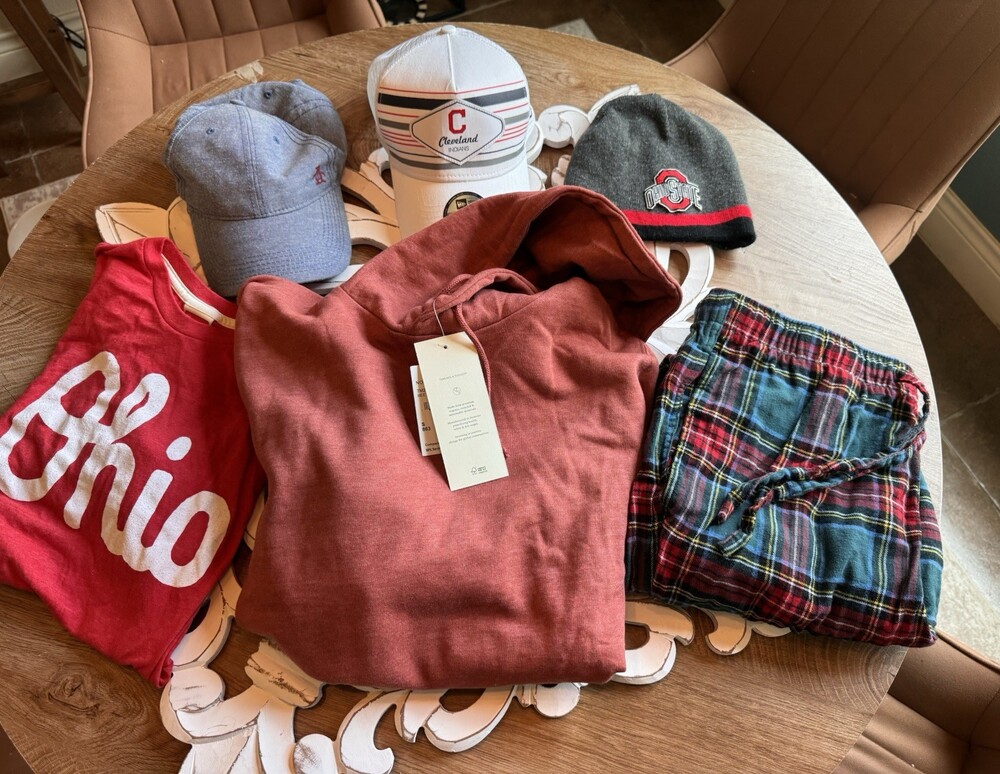 Men's Teen Boy Clothing Lot Pjs Casual Clothes S/M Ohio Various